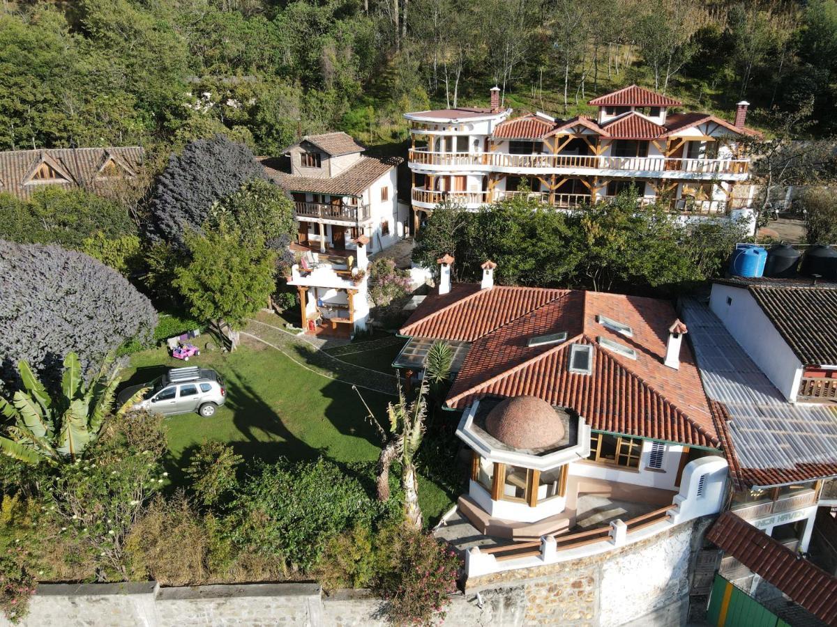 Hostal Mama Hilda Chugchilán Eksteriør bilde